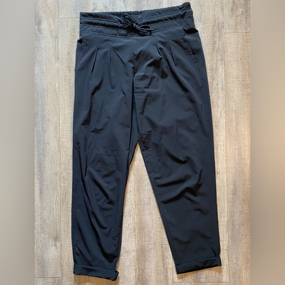Prana Pleated Pull on Outdoor Pant